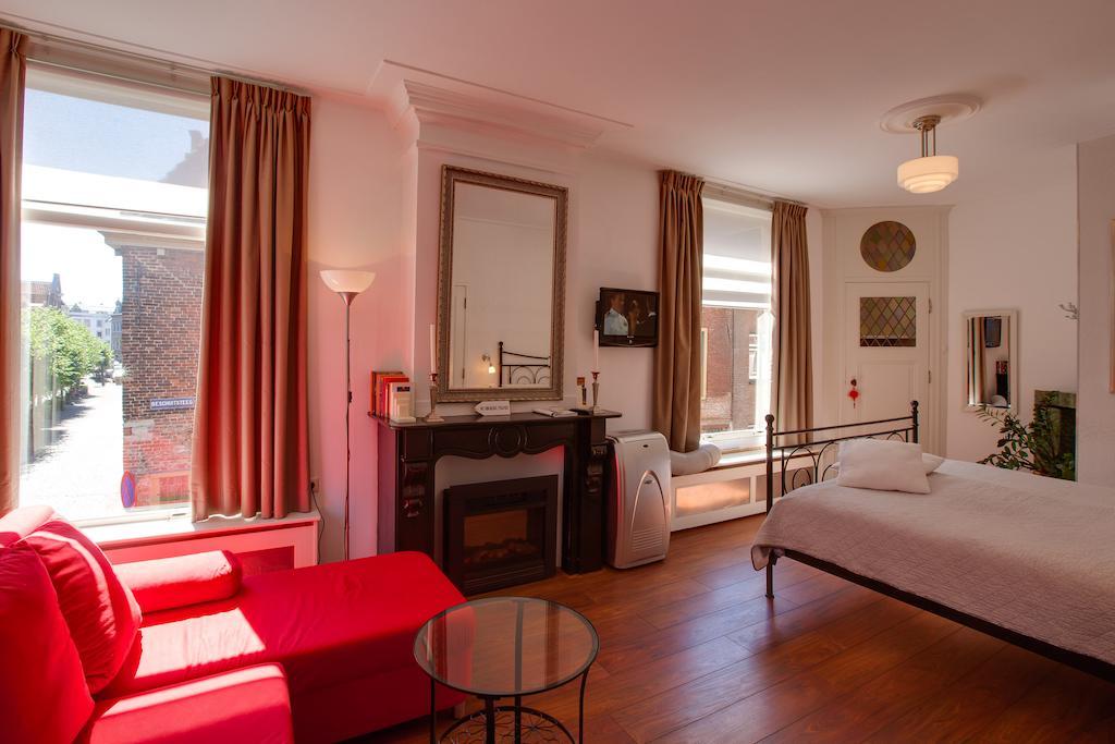 B&B Bed En Beschuit Leiden Luaran gambar