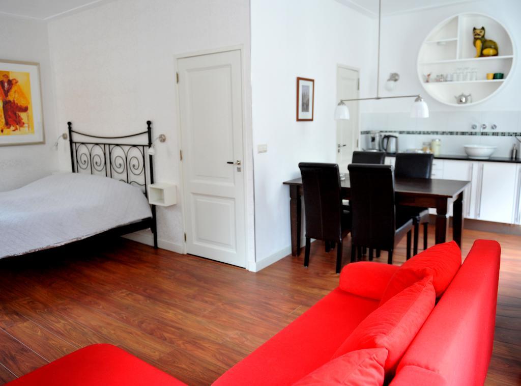 B&B Bed En Beschuit Leiden Bilik gambar